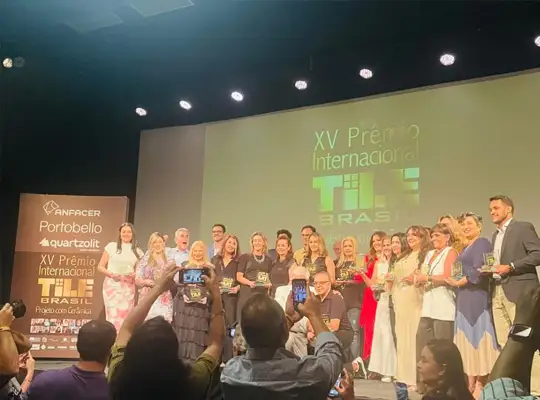 Prêmio Internacional Tile Brasil: CCB participa de mesa redonda