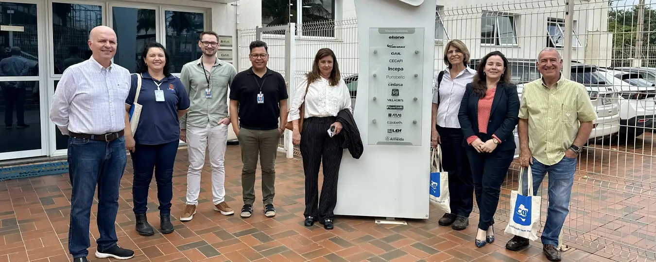 Visita ao Polo Cerâmico: autoridades do setor público conhecem o CCB