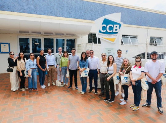 Comitiva da CNI visita o CCB e o Setor Cerâmico