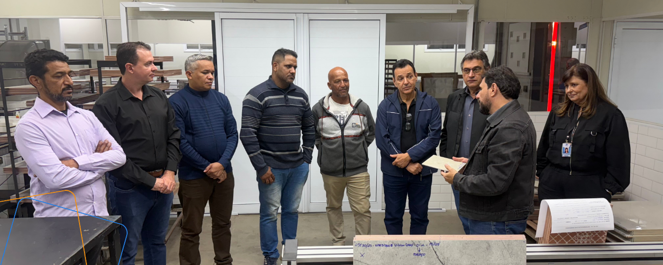 Vereadores de Santa Gertrudes visitam o CCB