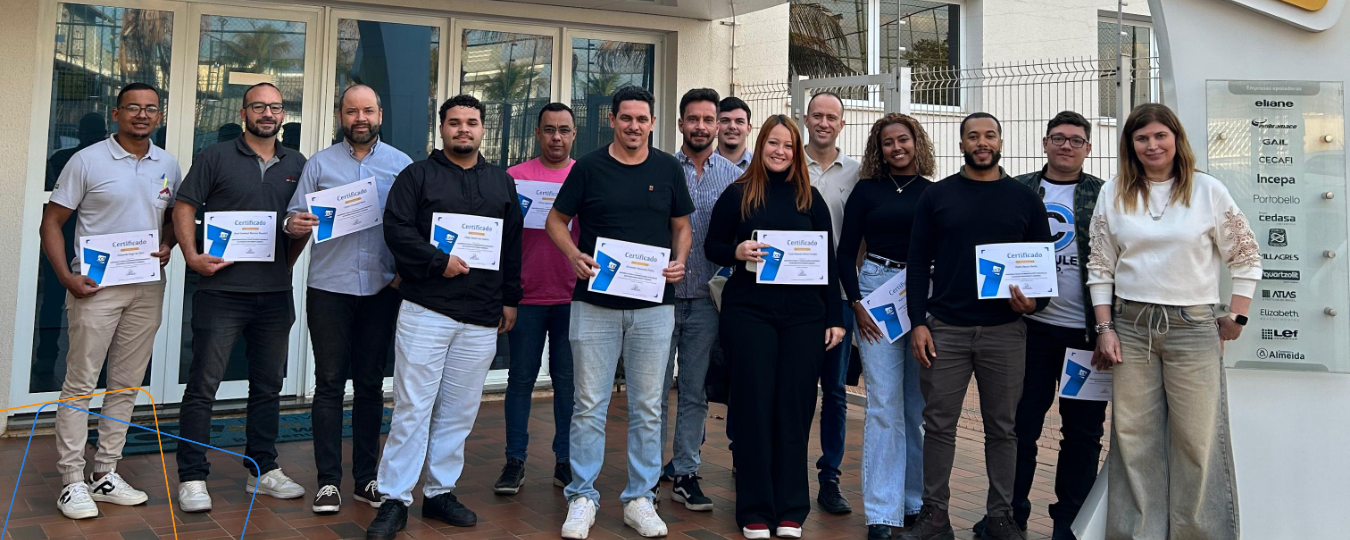 Participantes concluem curso de Assistência Técnica