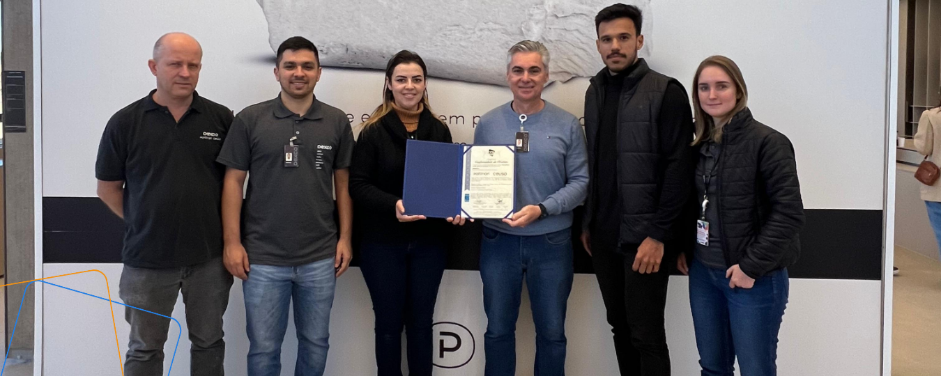 Dexco recebe Certificado de Produto em Botucatu