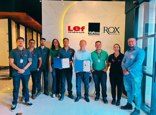 Cerâmica Lef recebe Certificados de Produto em processo de Recertificação