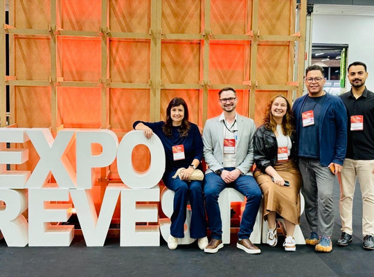 Equipe do CCB participa da Expo Revestir e reforça conexão técnica com o mercado