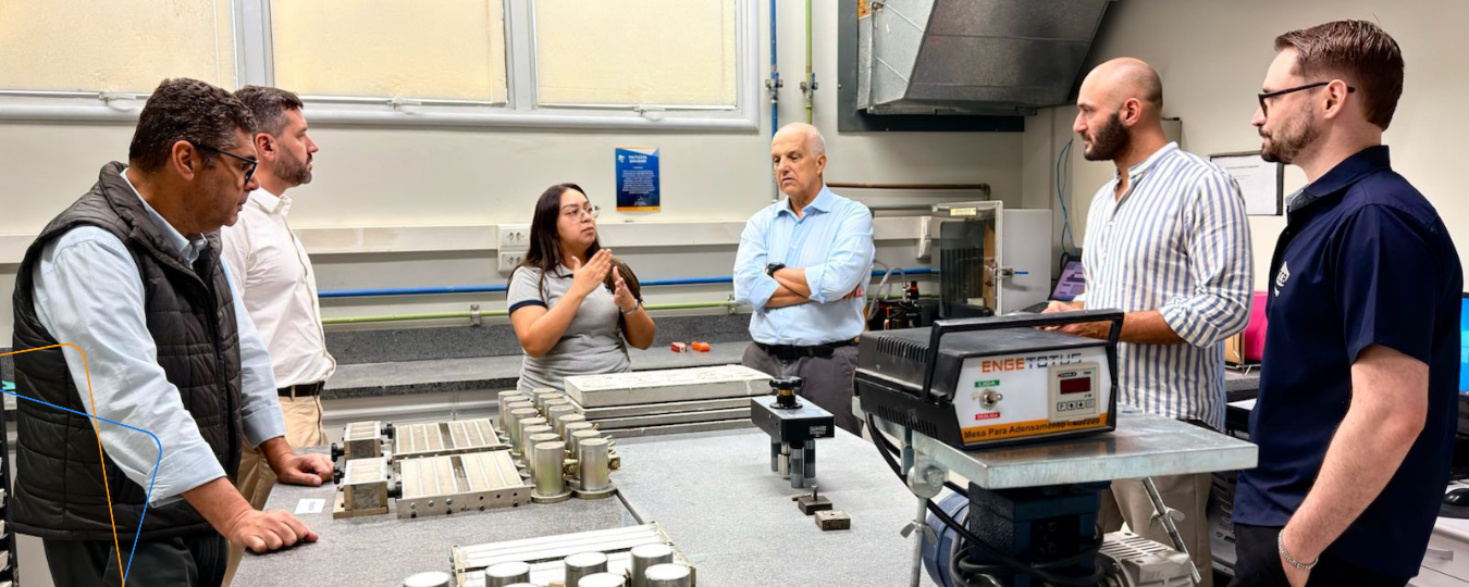 Mapei visita o CCB em mais um encontro de parceria e troca técnica