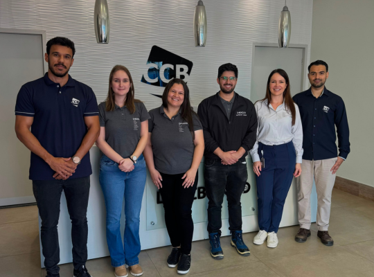 Dexco visita o LabCCB e acompanha os ensaios do laboratório